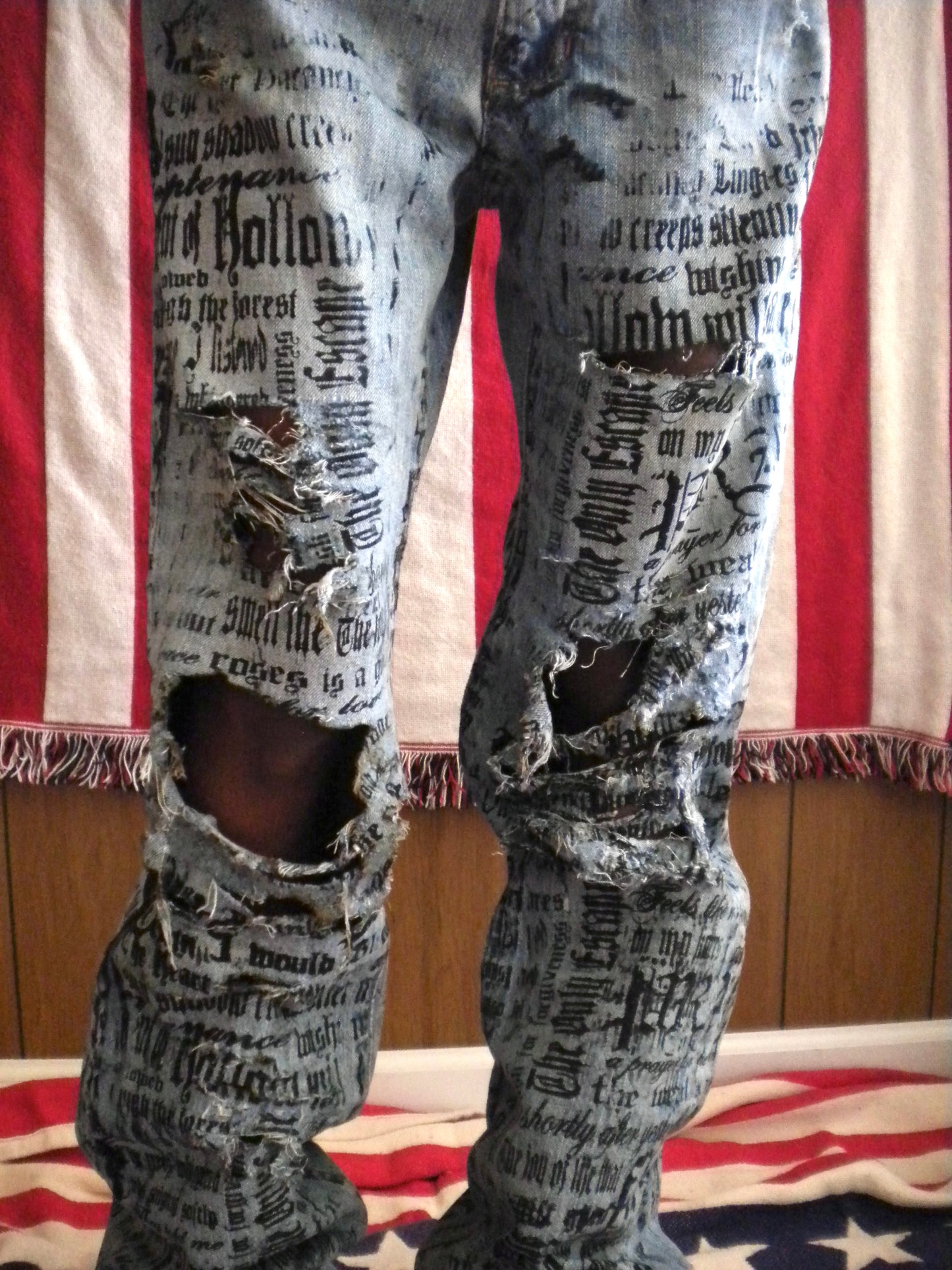 1/1 Summoned Awakening Distressed Jeans Size 30