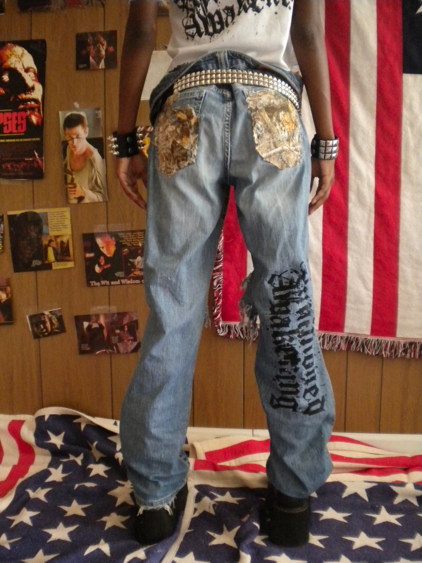 1/1 Summoned Awakening Ripped Distressed Jeans Size 30.5