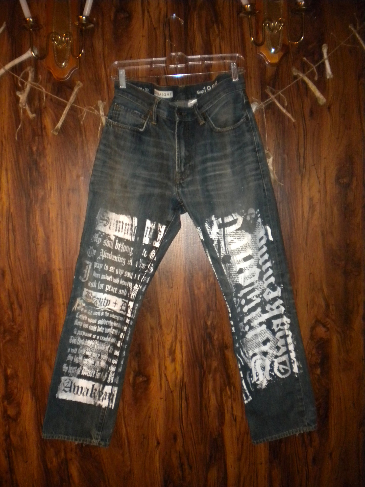 Summoned Awakening Dark Wash Jeans Size 32
