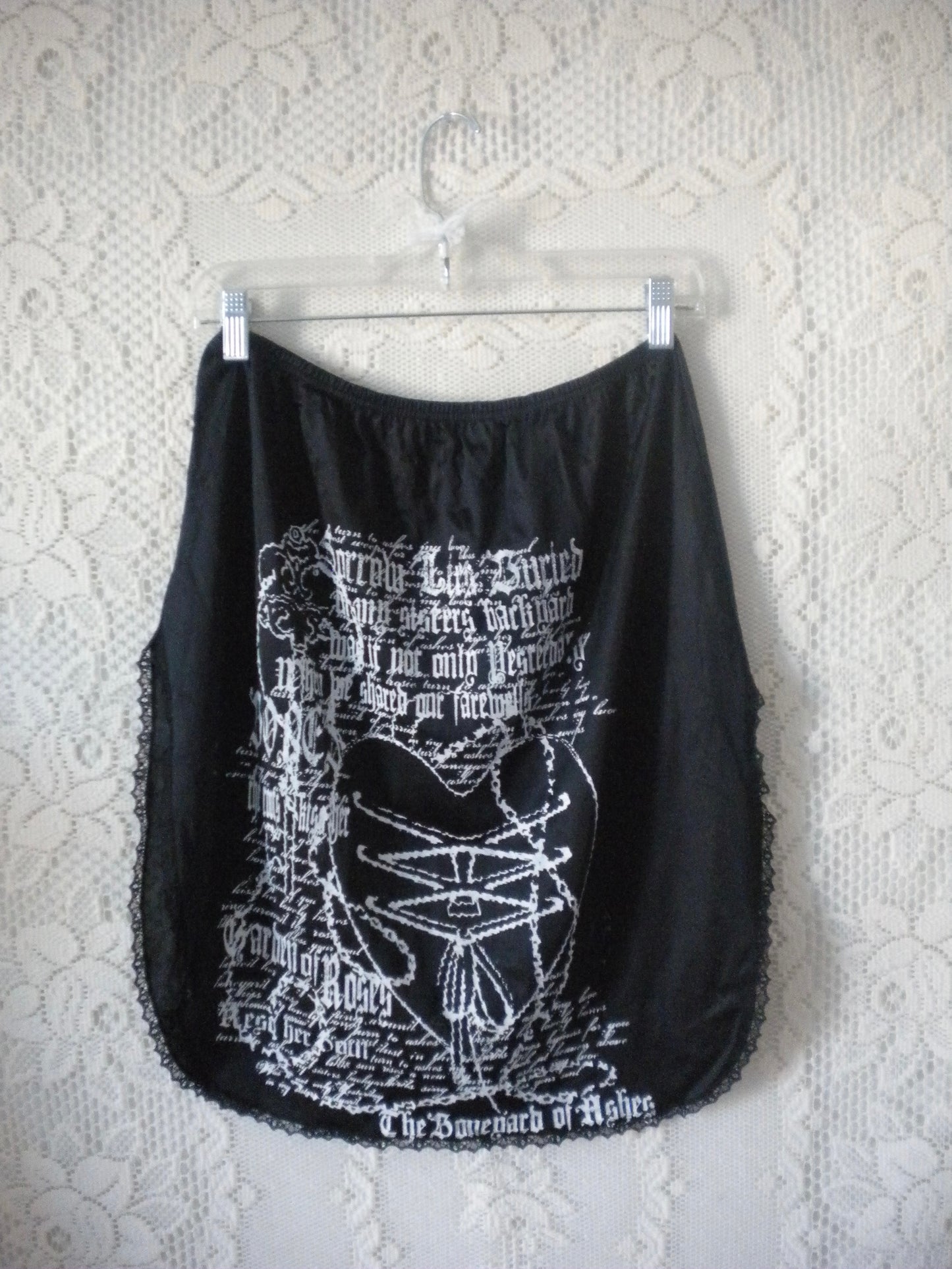 Boneyard Ashes Black Midi Slip