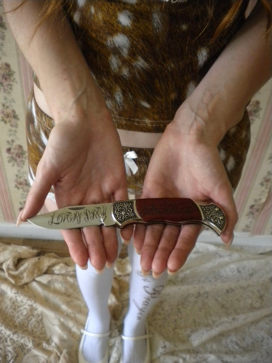 Lovers Prey Engraved Pocket Knife