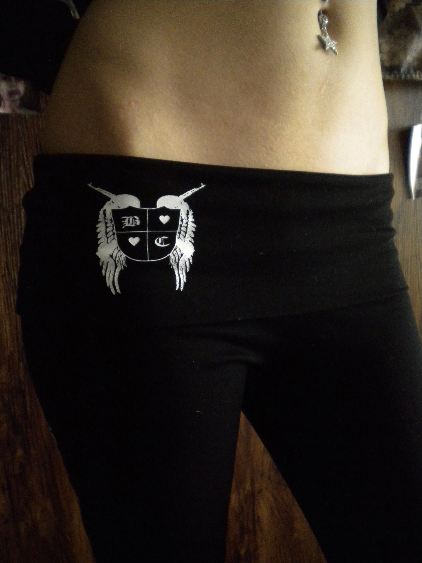 Gun Angel Low Rise Black Yoga Pant