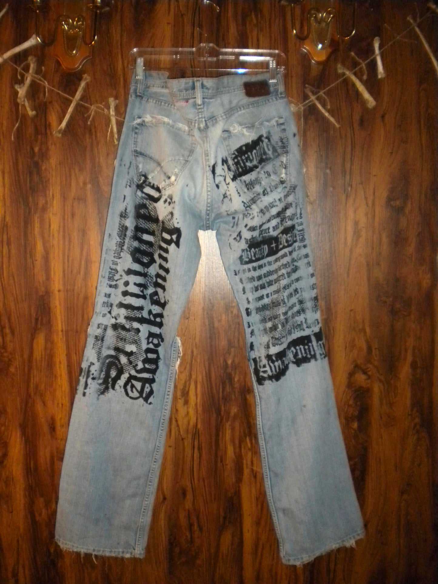 Summmoned Awakening Distressed Jeans Size 32