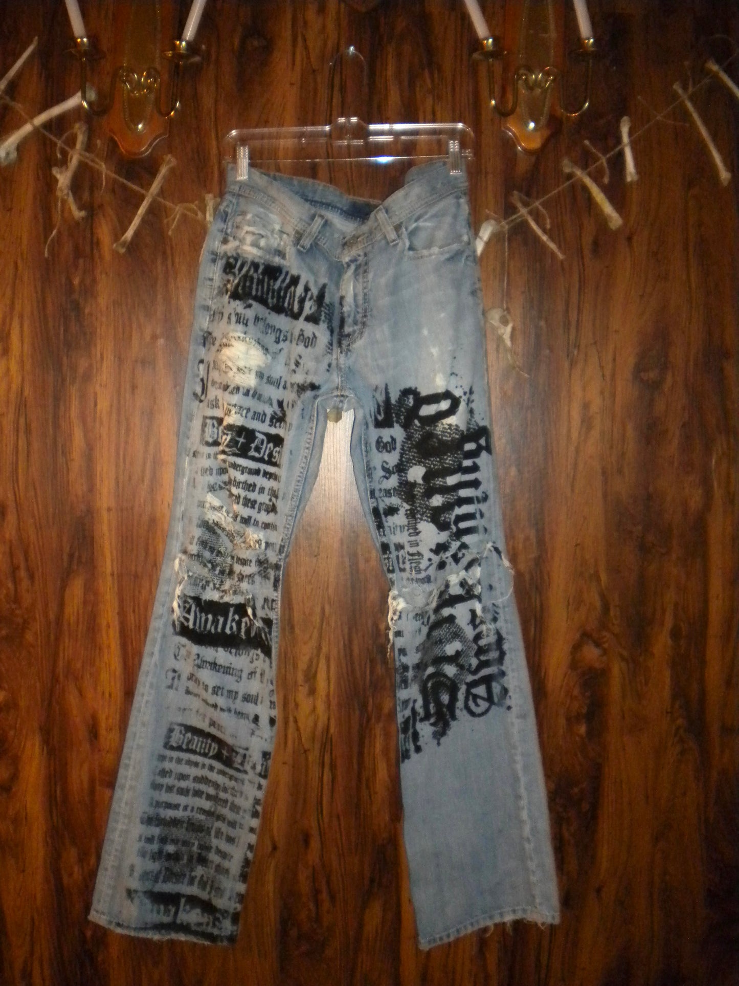 Summmoned Awakening Distressed Jeans Size 32