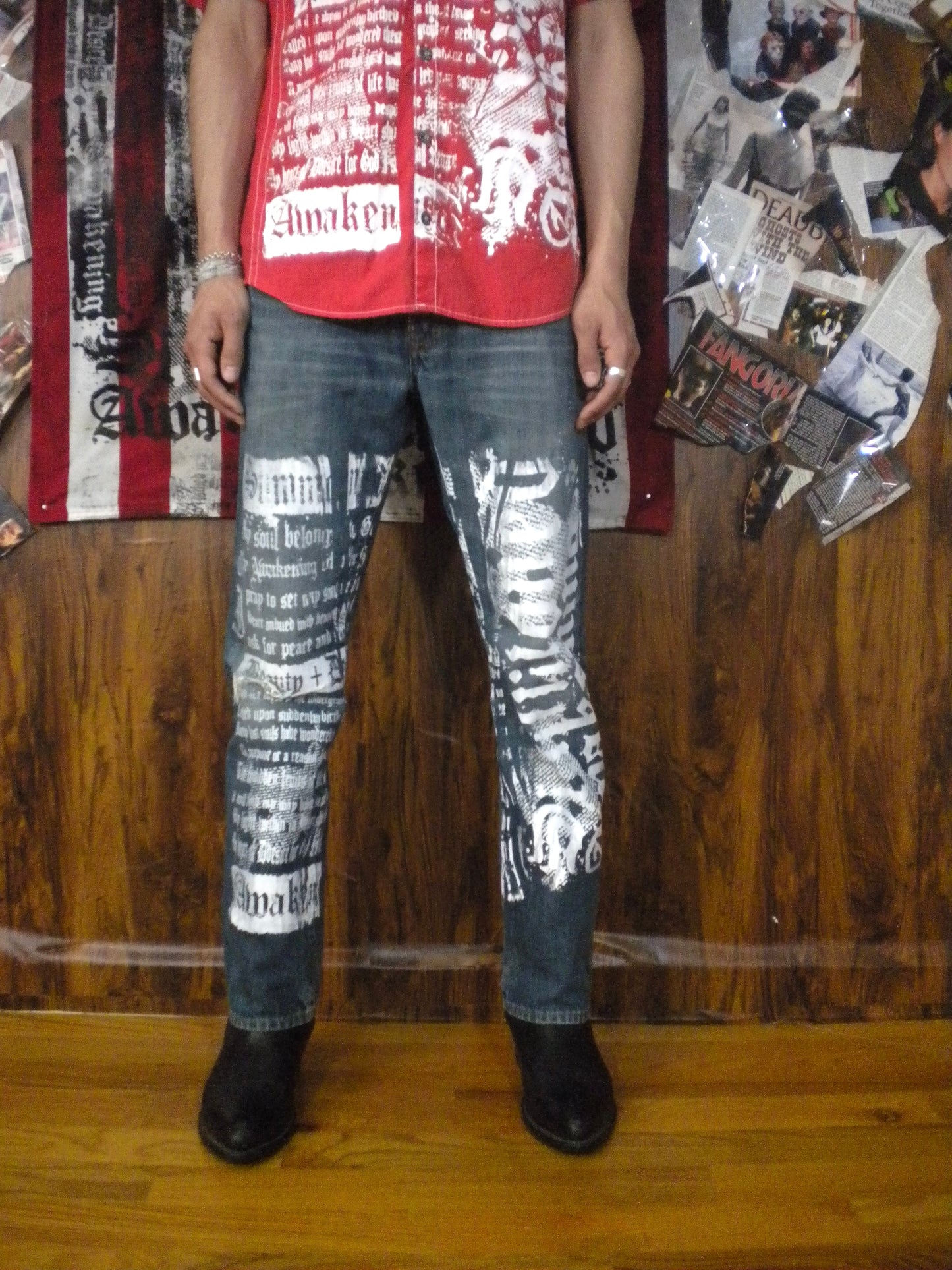 Summoned Awakening Dark Wash Jeans Size 32
